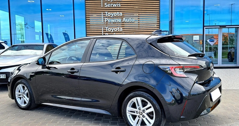 Toyota Corolla cena 85500 przebieg: 63100, rok produkcji 2020 z Sompolno małe 172